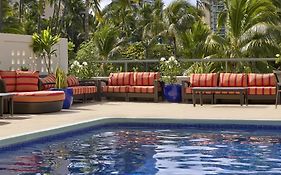Doubletree By Hilton Alana - Waikiki Beach